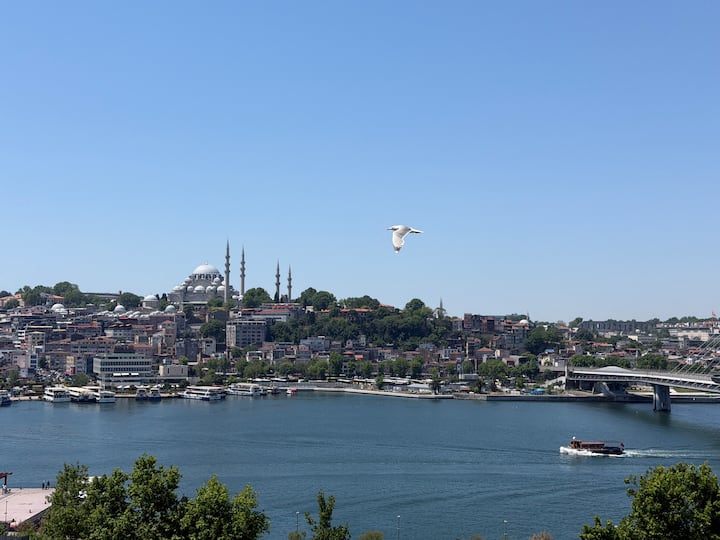 Large Flat With Sea View, 4br, 5ac / Karaköy - İstanbul