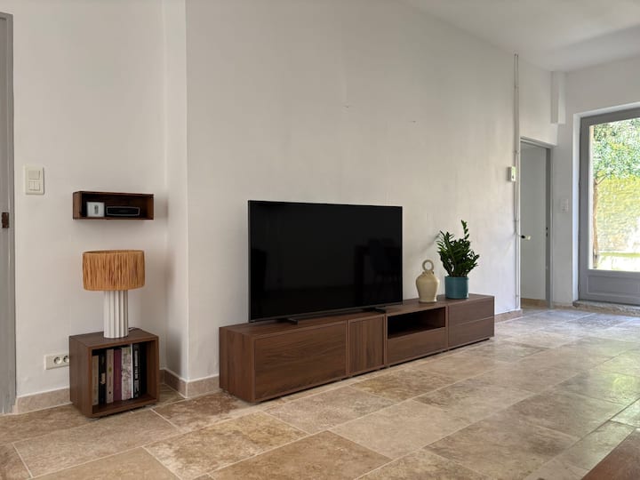 Maison Jacuzzi, Jardin, Garage En Centre-ville - Nimes