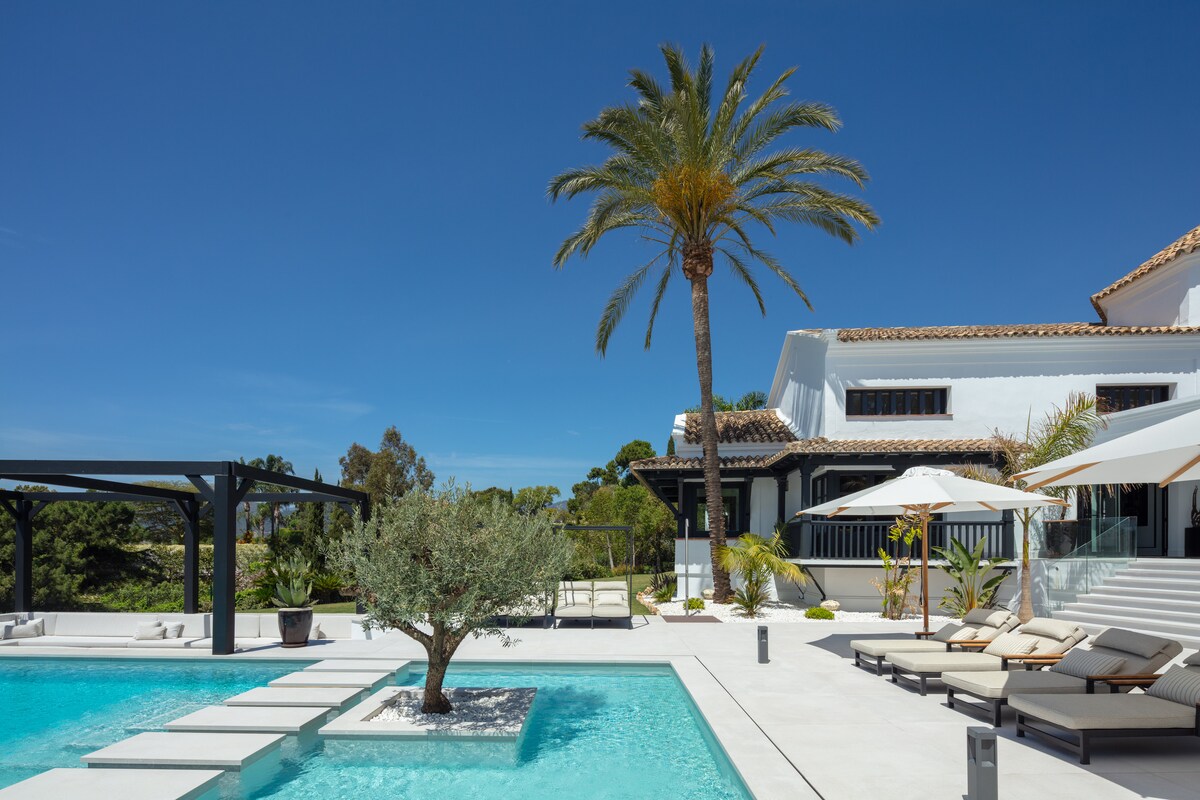 Exclusive Villa in the prestigious La Zagaleta 2