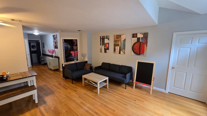 Family-friendly Retreat W/ Trampoline & Grill - Oyster Bay