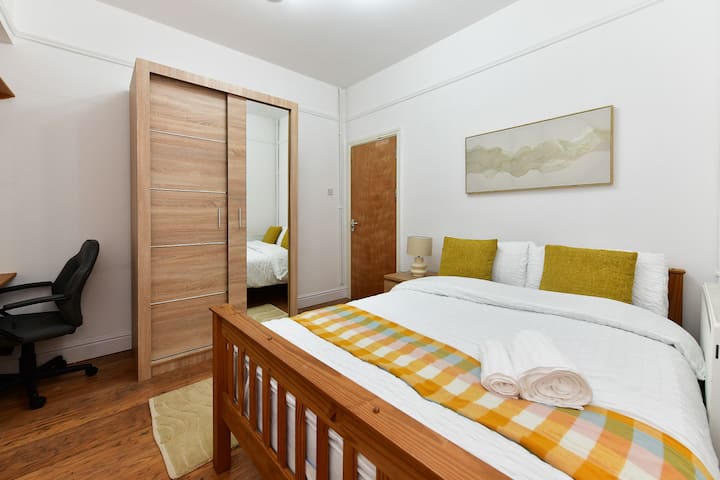 საძინებელი 1