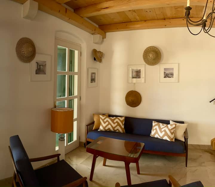 Ferienhaus Mit Meerzugang Und Pool - Sutivan