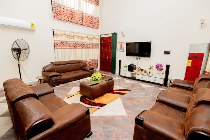 Unlmtd Internet - 7 Stars Luxury Homes - Netflix - Ghana