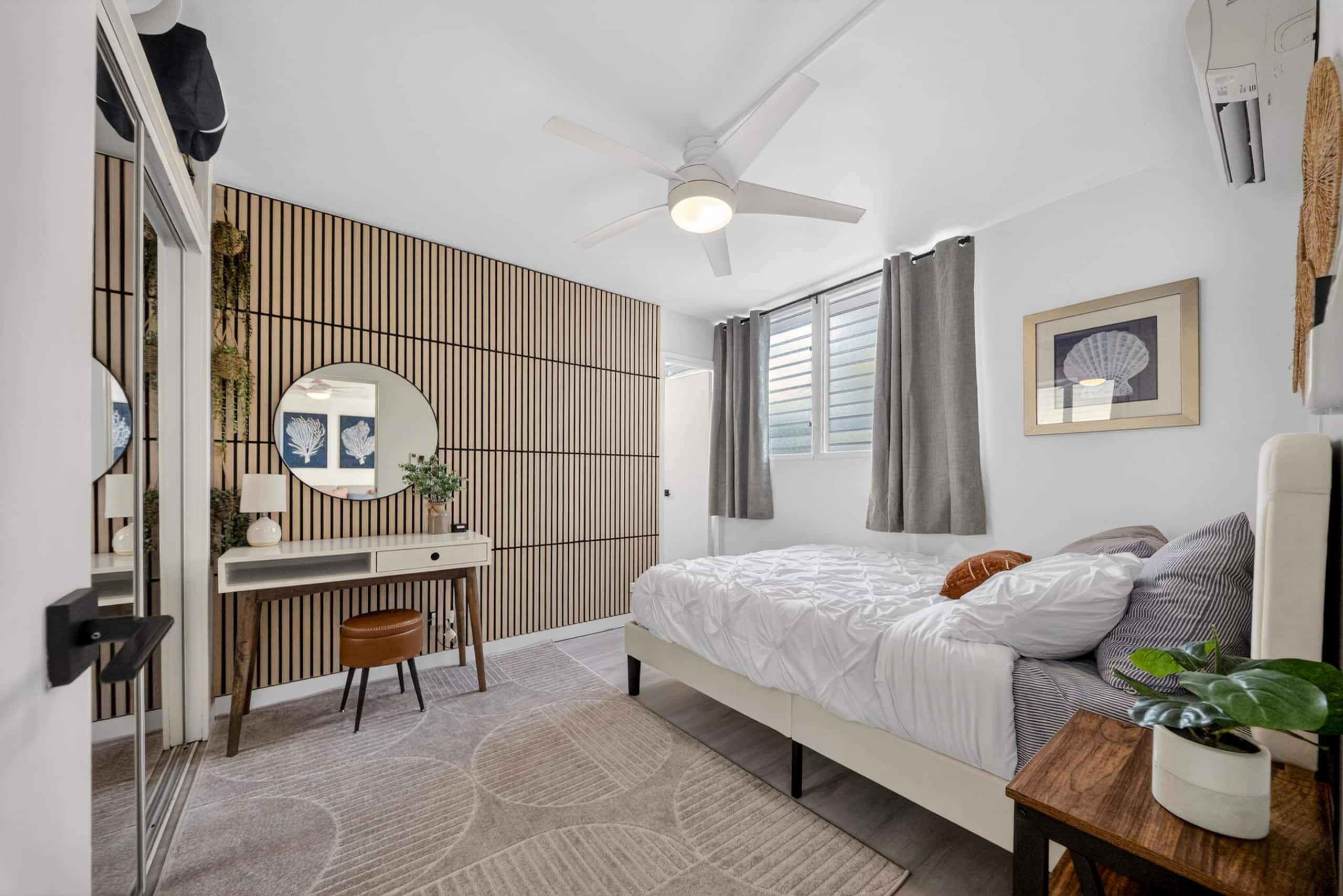 Condo in Honolulu · ★4.94 · 2 bedrooms · 4 beds · 2 private baths - Image 35