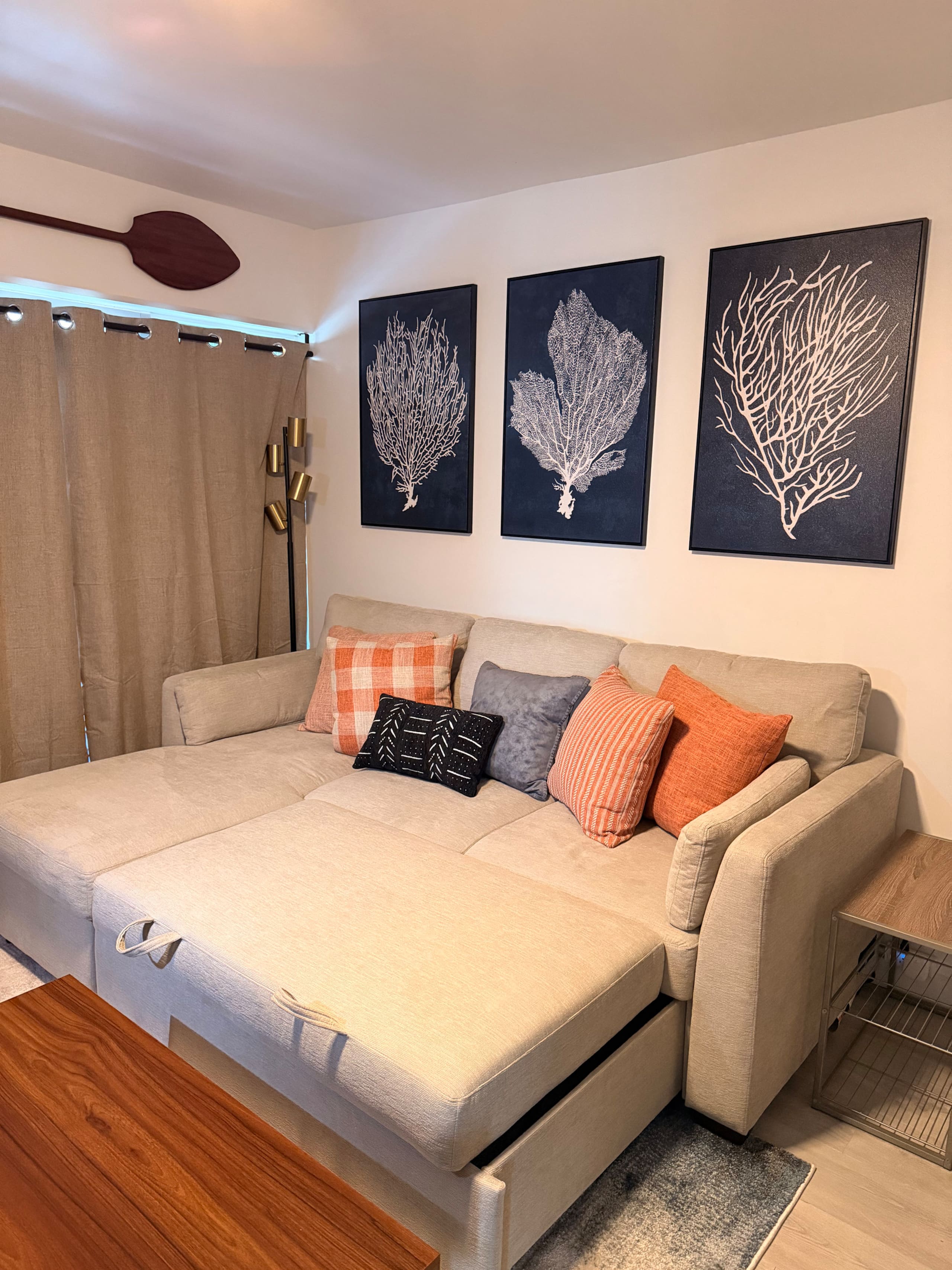 Condo in Honolulu · ★4.94 · 2 bedrooms · 4 beds · 2 private baths - Image 10
