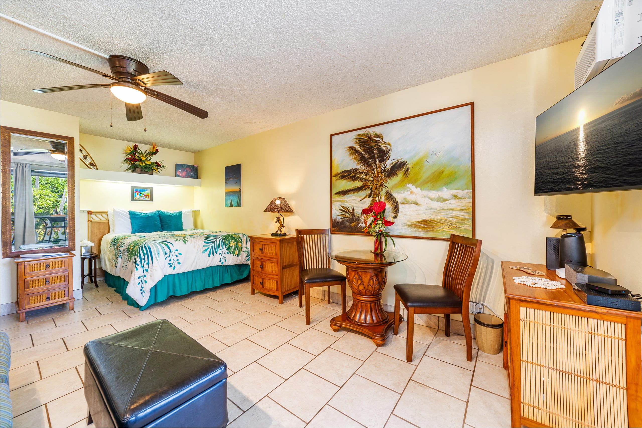 Condo in Kailua-Kona · ★5.0 · Studio · 1 bed · 1 bath - Image 11