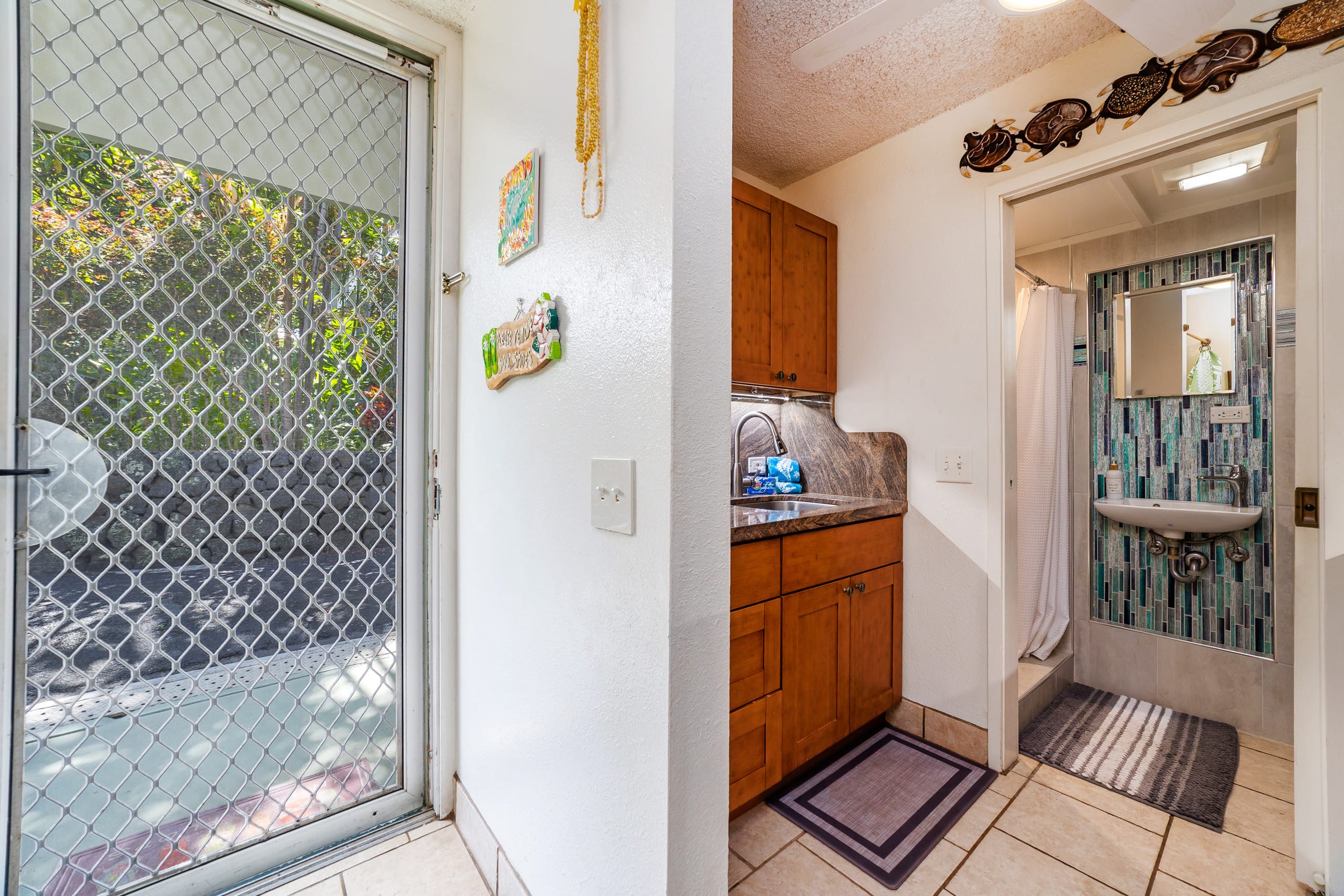 Condo in Kailua-Kona · ★5.0 · Studio · 1 bed · 1 bath - Image 17