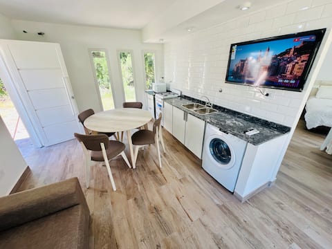 Airbnb con mejor rendimiento: Beautiful Ribera #4 Pool •Jacuzzi •Riverfront+Starlink en Departamento San Rafael