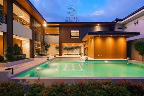 World Resorts Kyoto, Laguna