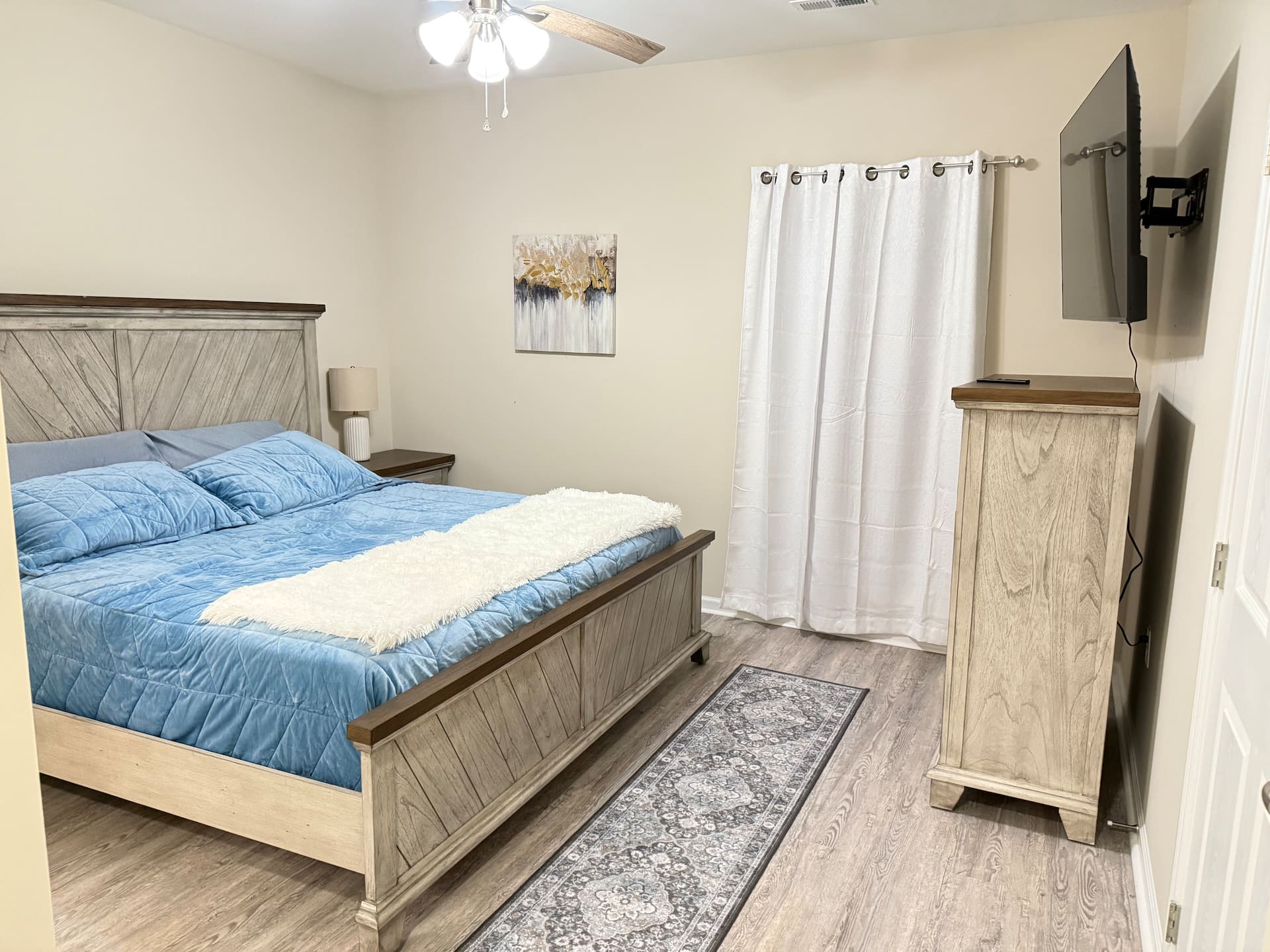 1B apartment, new, Home away from home