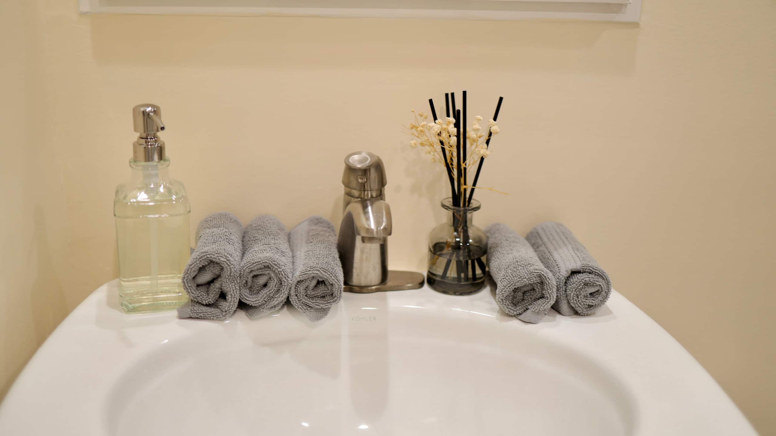 Home in San Francisco · ★4.7 · Studio · 2 beds · 1 bath - Image 20