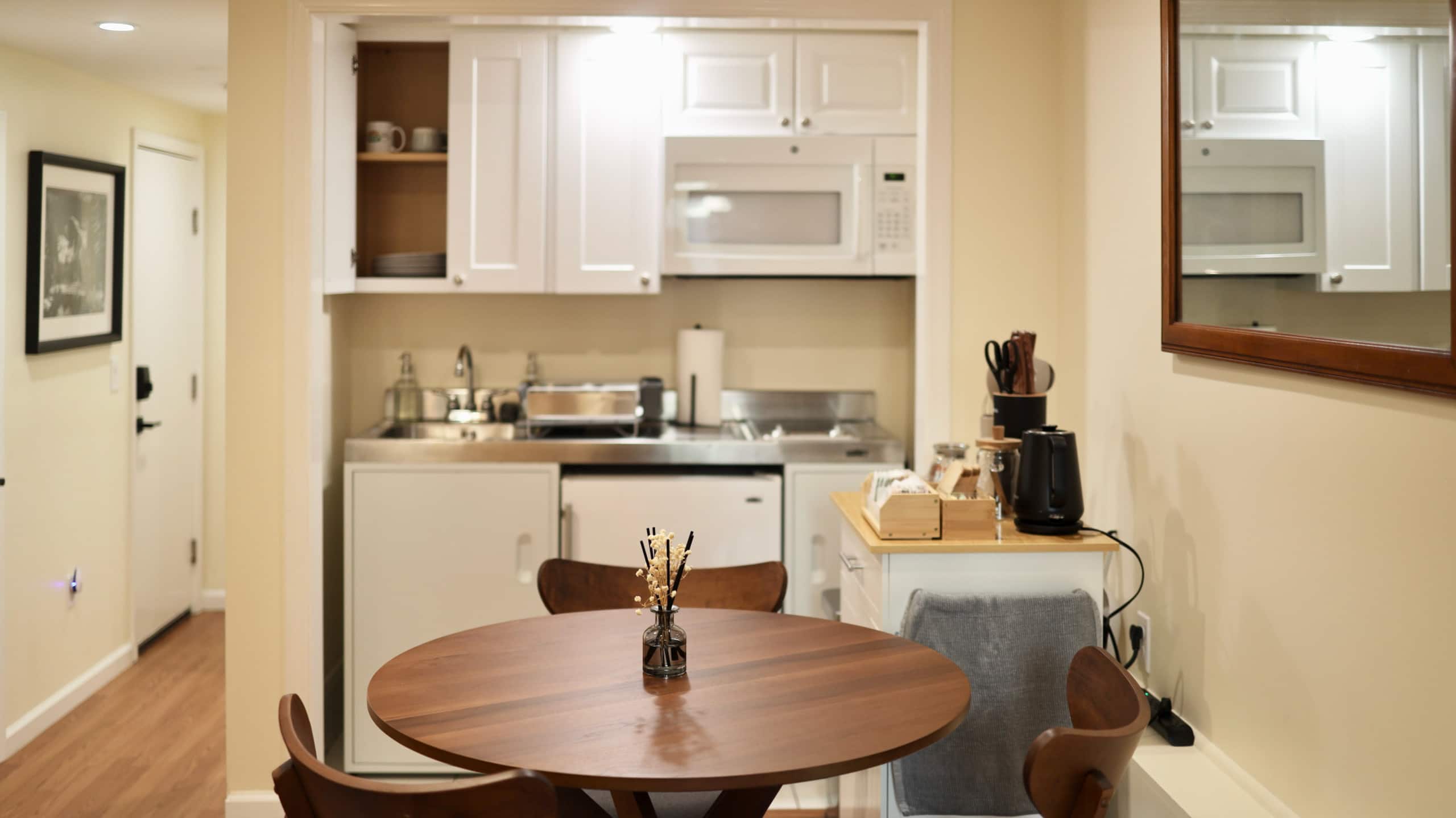 Home in San Francisco · ★4.7 · Studio · 2 beds · 1 bath - Image 16