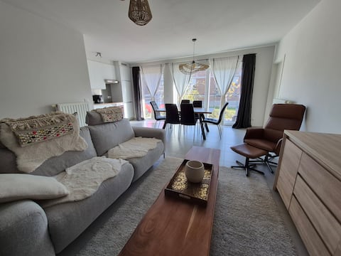Successful Airbnb property: Modern & cozy apartment in the heart of Tournai in Tournai