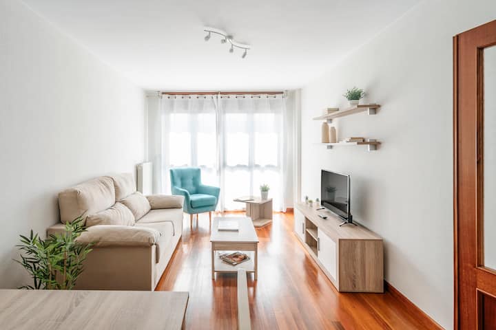 Apartamento De 1 Dormitorio Familiar - Santander