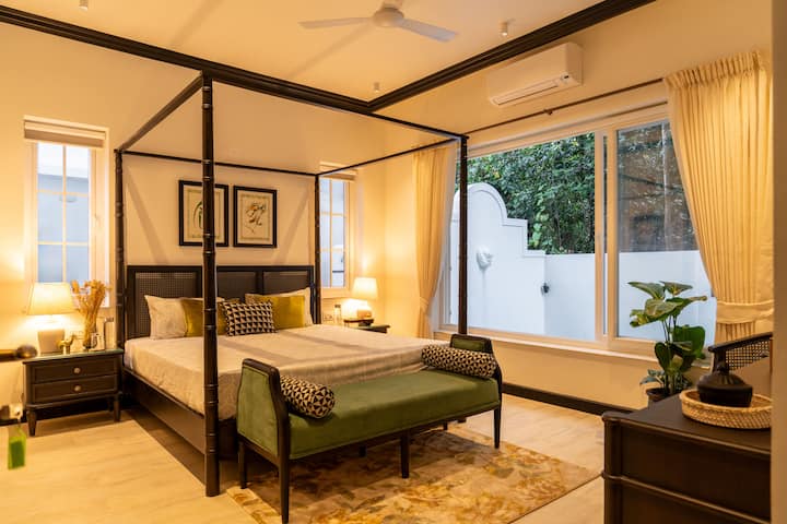 Bedroom 1 image 2