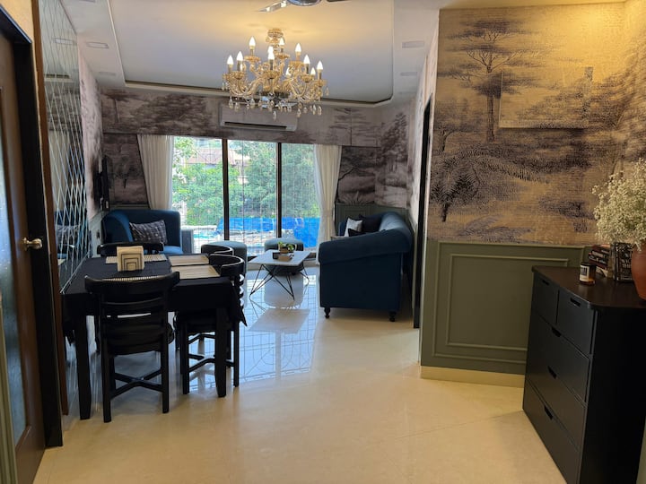 Plush Bandra | Luxurious 2bhk Apartment| Pali Hill - Mumbai