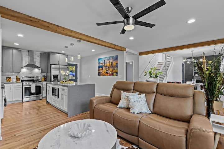 Decatur 3-Story Home | Backyard, BBQ & Fire Pit - Houses for Rent in ...