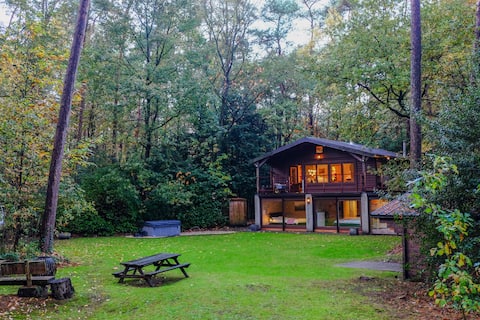 The PineLodge in the middle of the Kempense forests