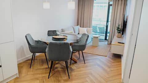 Top Airbnb: EASY RENT - Szeligowskiego 141 Chodźki Residence in Czechów Południowy