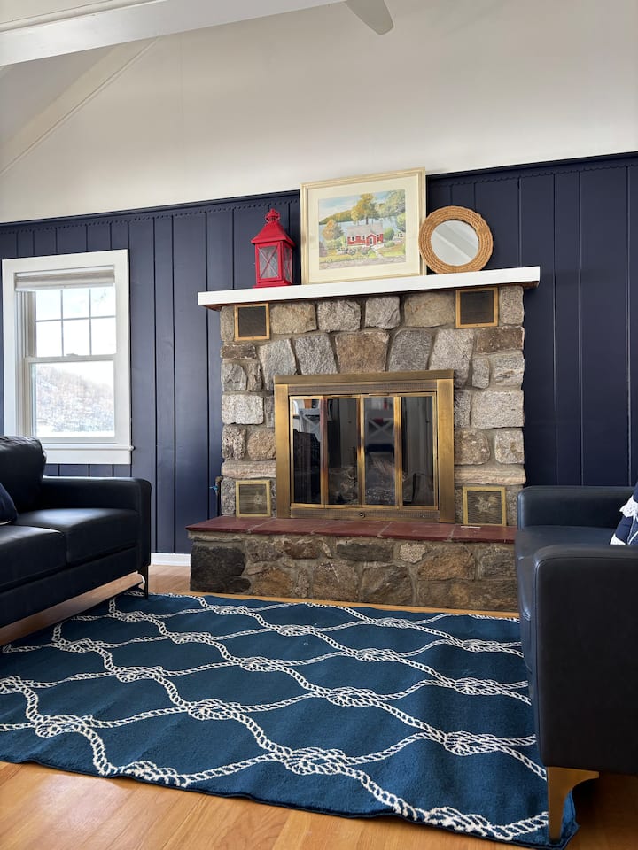 American House On Lake Candlewood - Brookfield, CT