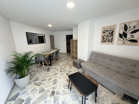 Top performing Airbnb: Comfortable accommodation, good location. in Vipasa