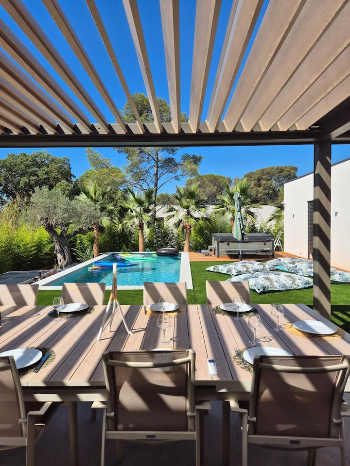 Villa (8 Pers) à 12mn à Pied De La Plage - French Riviera