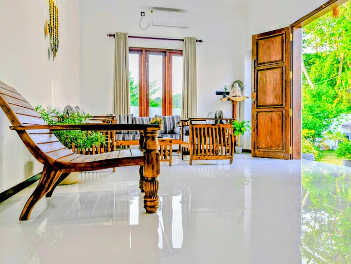 Entire Place Near Mirissa Beach 3br A/c, Non A/c - Mirissa