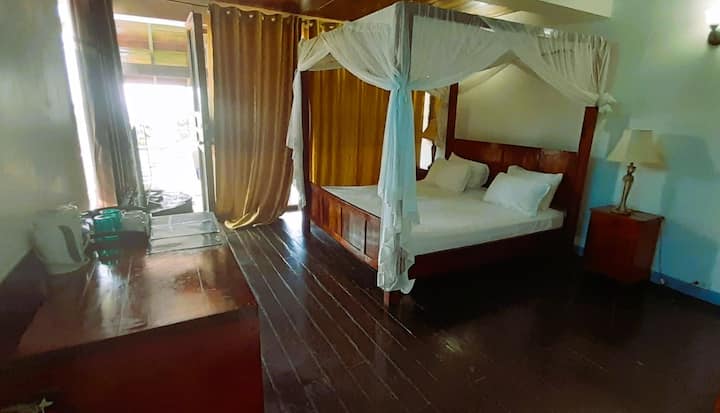 Cozy Caribbean Escape | Half Moon Boutique Hotel - Tobago