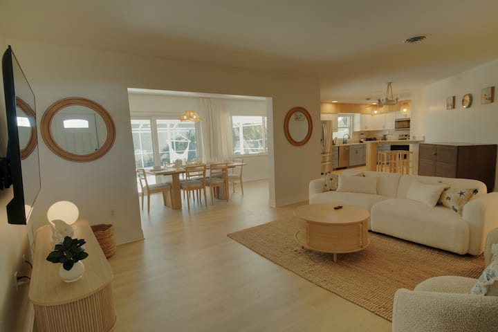 Waterfront| Pool & Spa | Near Beach| No Extra Fees - Blind Pass Beach, Englewood