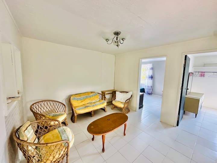 Nuku'alofatwin Cottages - Prime Location For Group - Tonga