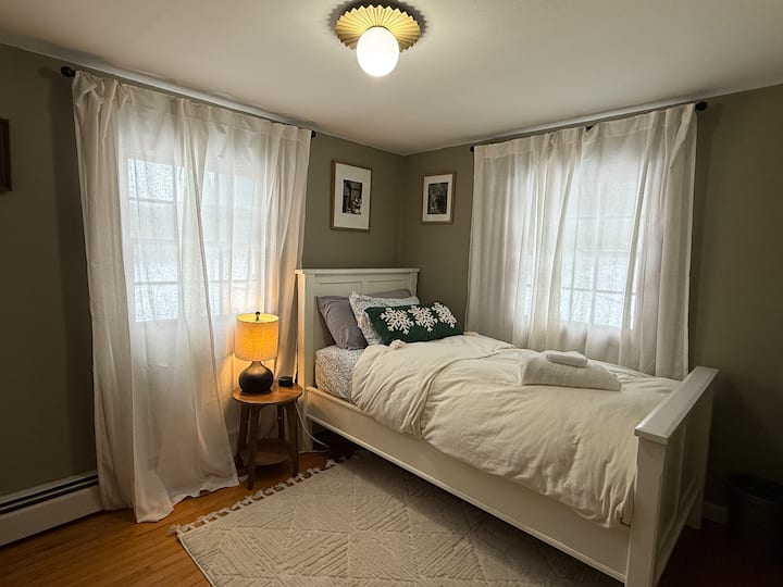 საძინებელი 4