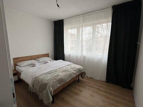 TESLA 132, Apartment 9