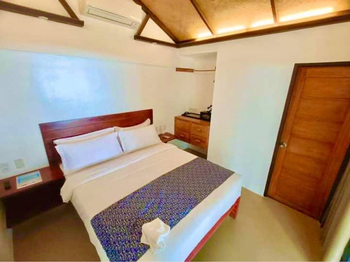 Beach Casitas With Magnificent View Of The Pacific - Casiguran