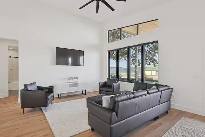 #4 Marina Vista: 10 Mins To Rocker B! Lake/beach! - Possum Kingdom Lake, TX