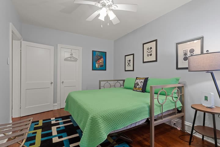 საძინებელი 1