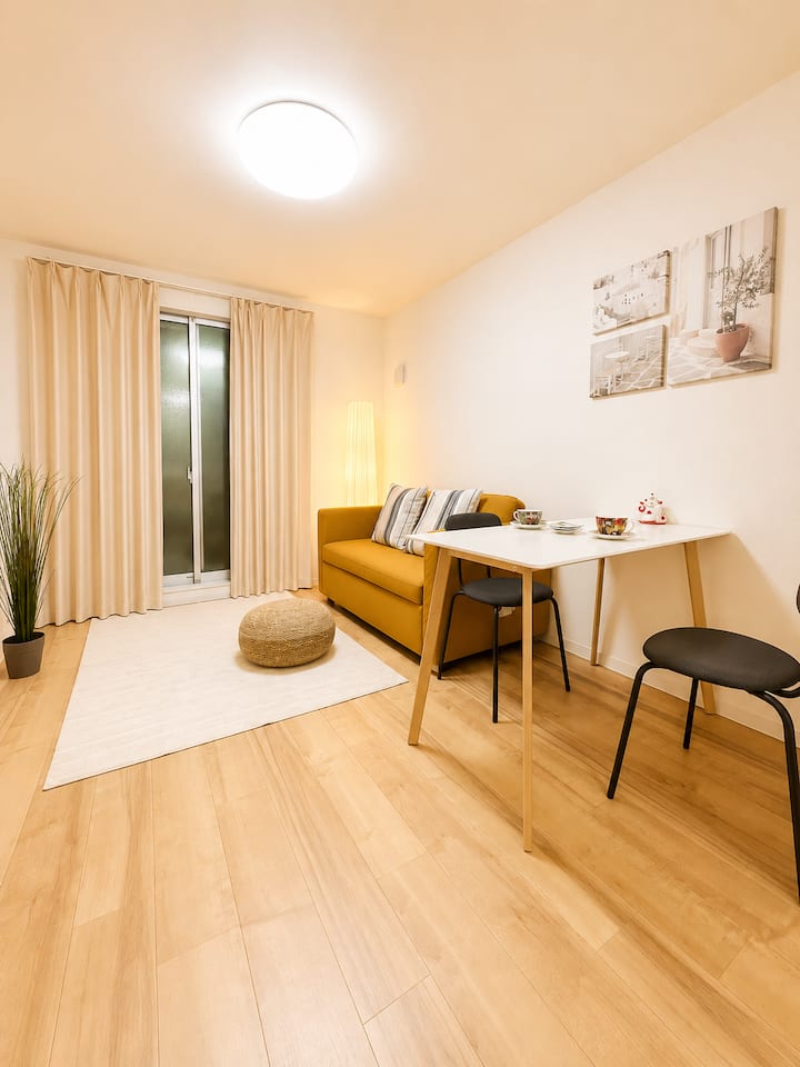 À Distance De Marche De La Maison De Thé Tengekiso / 3 Minutes à Pied De La Gare De Hanazonocho / Accès Direct à Namba Et Umeda / Toilettes Et Salle De Bain / Réservation De La Totalité Du Logement / Chambre De 35 M² - Japon