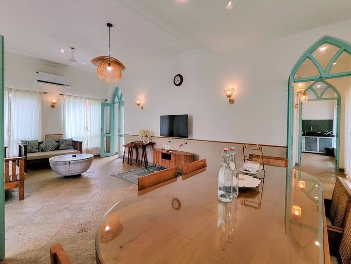 Living room image 2