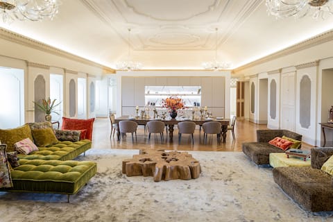 Luxury Suite • 270 m² • 3 Bedrooms & Sauna