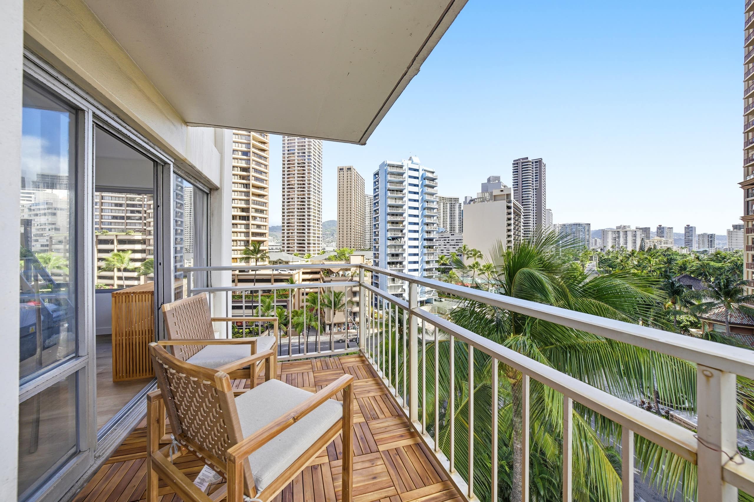 The Island Getaway: Free Parking, AC, 3Bd, 2 Bath - Image 49