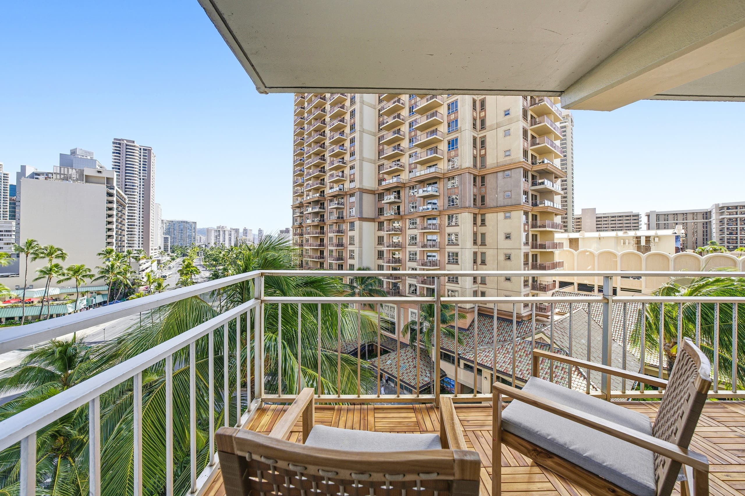 The Island Getaway: Free Parking, AC, 3Bd, 2 Bath - Image 46