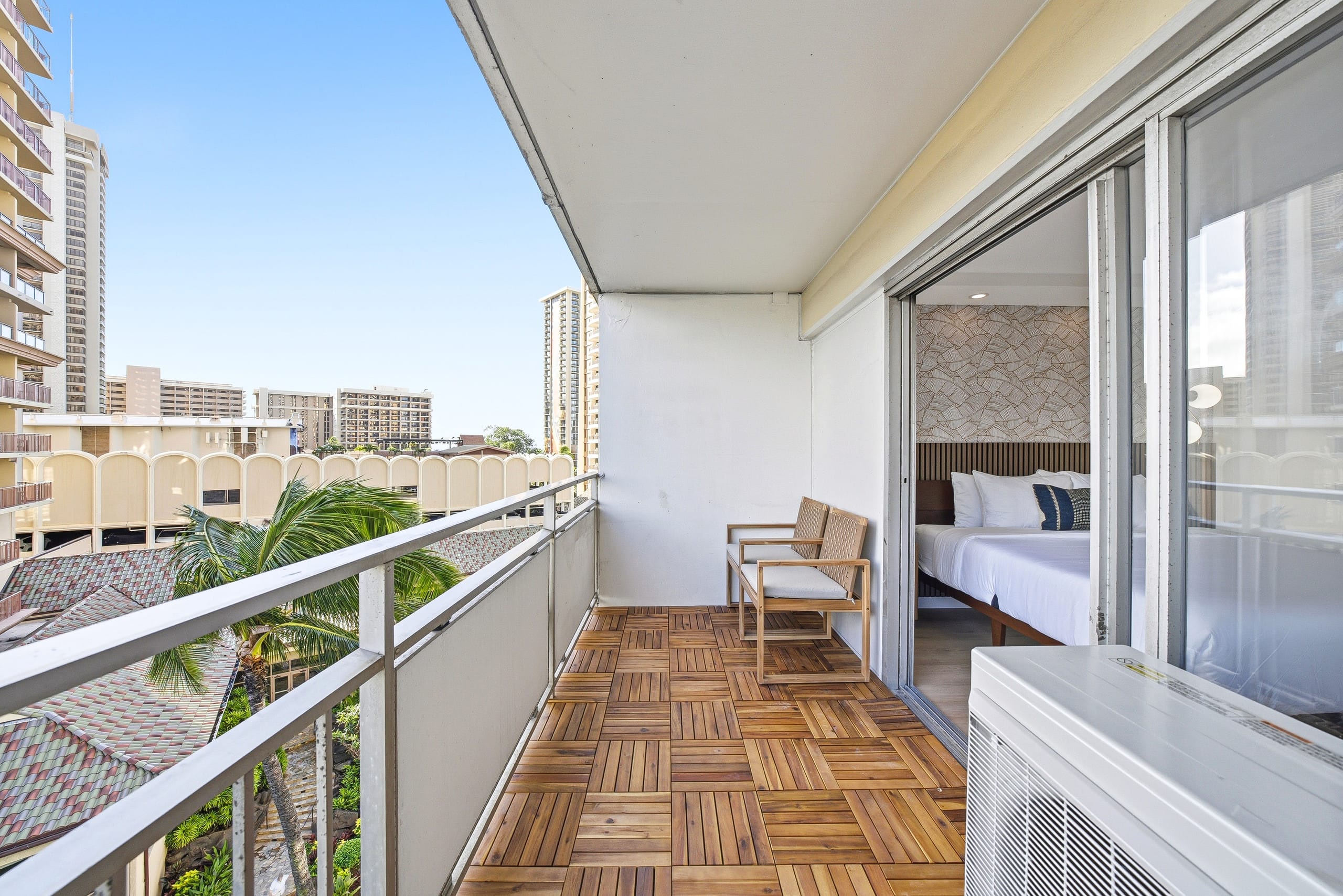 The Island Getaway: Free Parking, AC, 3Bd, 2 Bath - Image 47