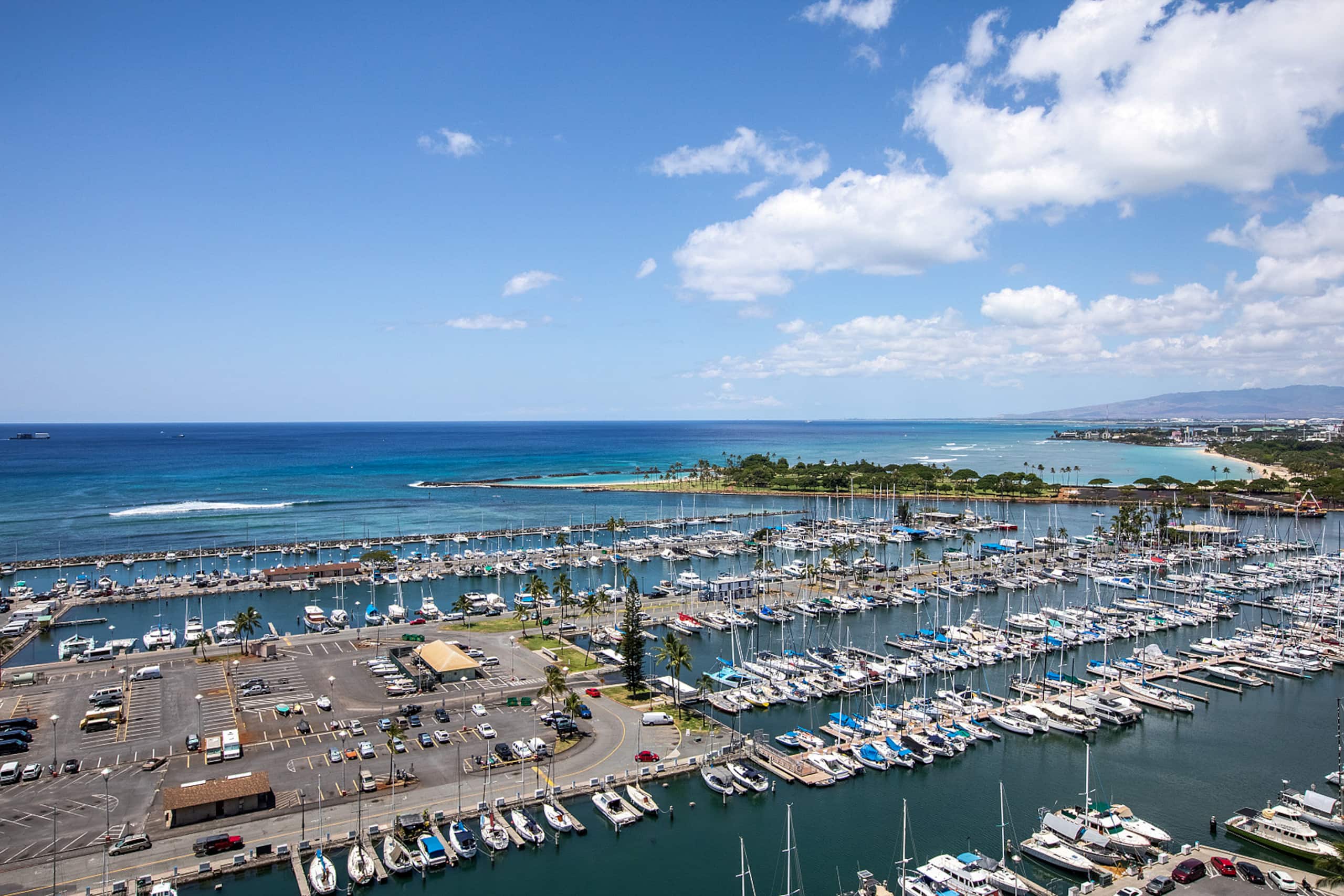 The Island Getaway: Free Parking, AC, 3Bd, 2 Bath - Image 58