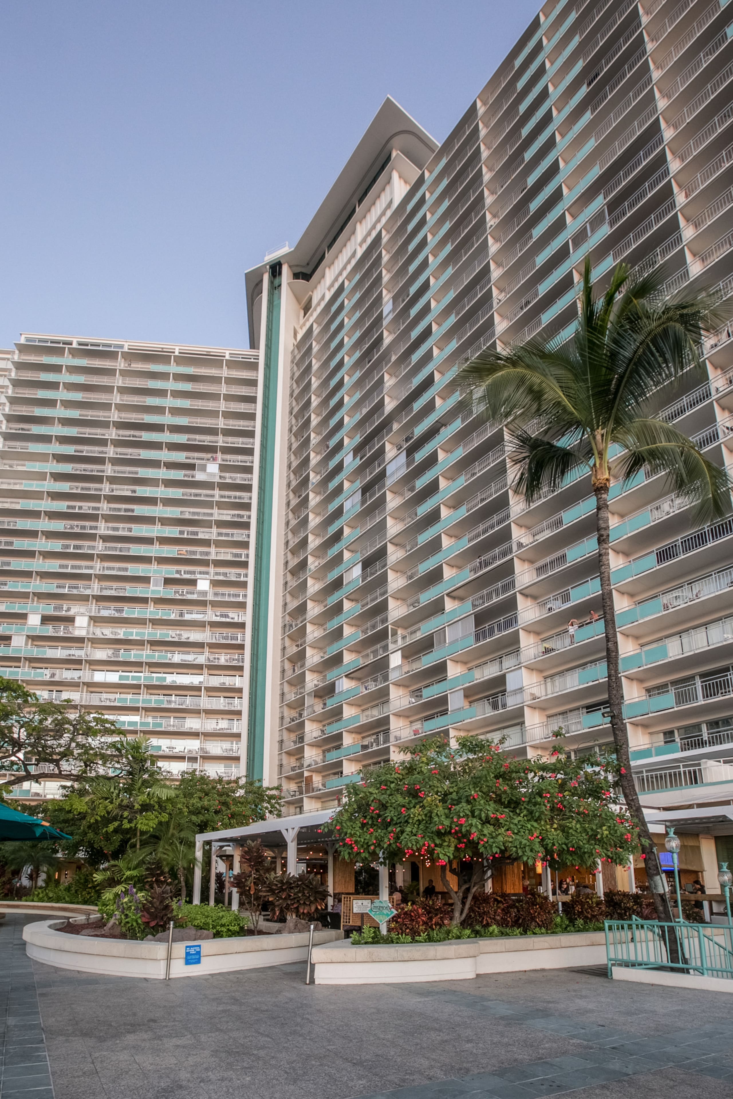 The Island Getaway: Free Parking, AC, 3Bd, 2 Bath - Image 61