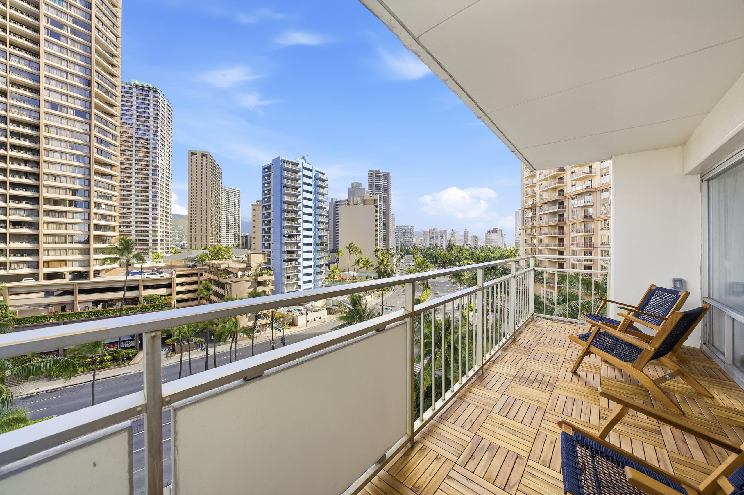 The Island Getaway: Free Parking, AC, 3Bd, 2 Bath - Image 44