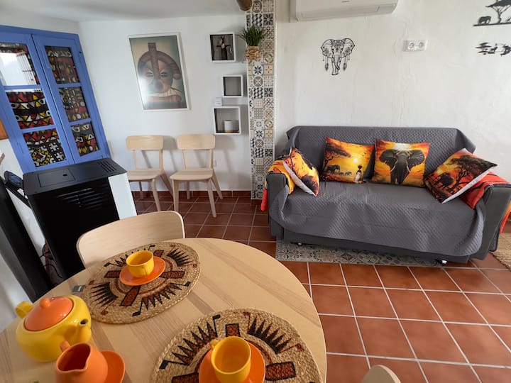 De Pequeña ÁFrica: Rustic Hideaway In El Gastor - Zahara de la Sierra