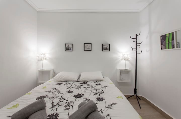 Appartement De Trois Chambres Et Terrasses Privées - Valencia