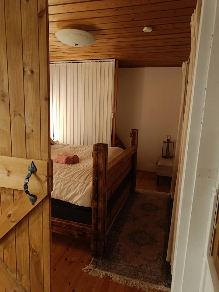 Спалня 2