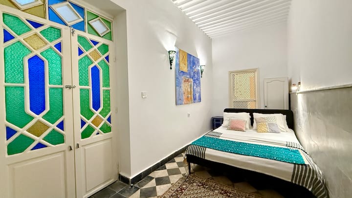 საძინებელი 1