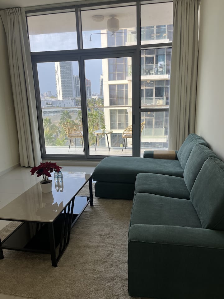 “Luxury Golf View Retreat | Damac Hills | - Dubai