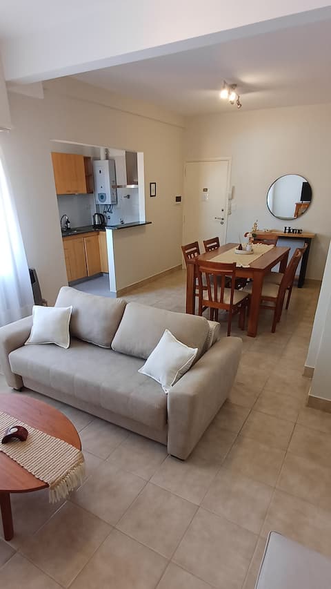 Top Airbnb: Two-room apartment with an outbuilding and balcony. in Miramar